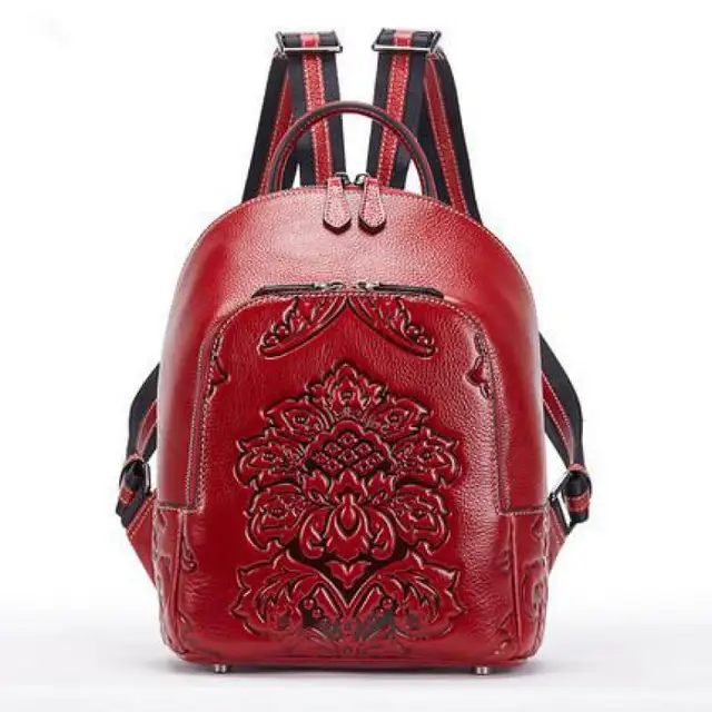 Genuine Leather Women Bag 2022 New Backpack Vintage Embossing Soft Cowhide Large Capacity Leisure Female Travel