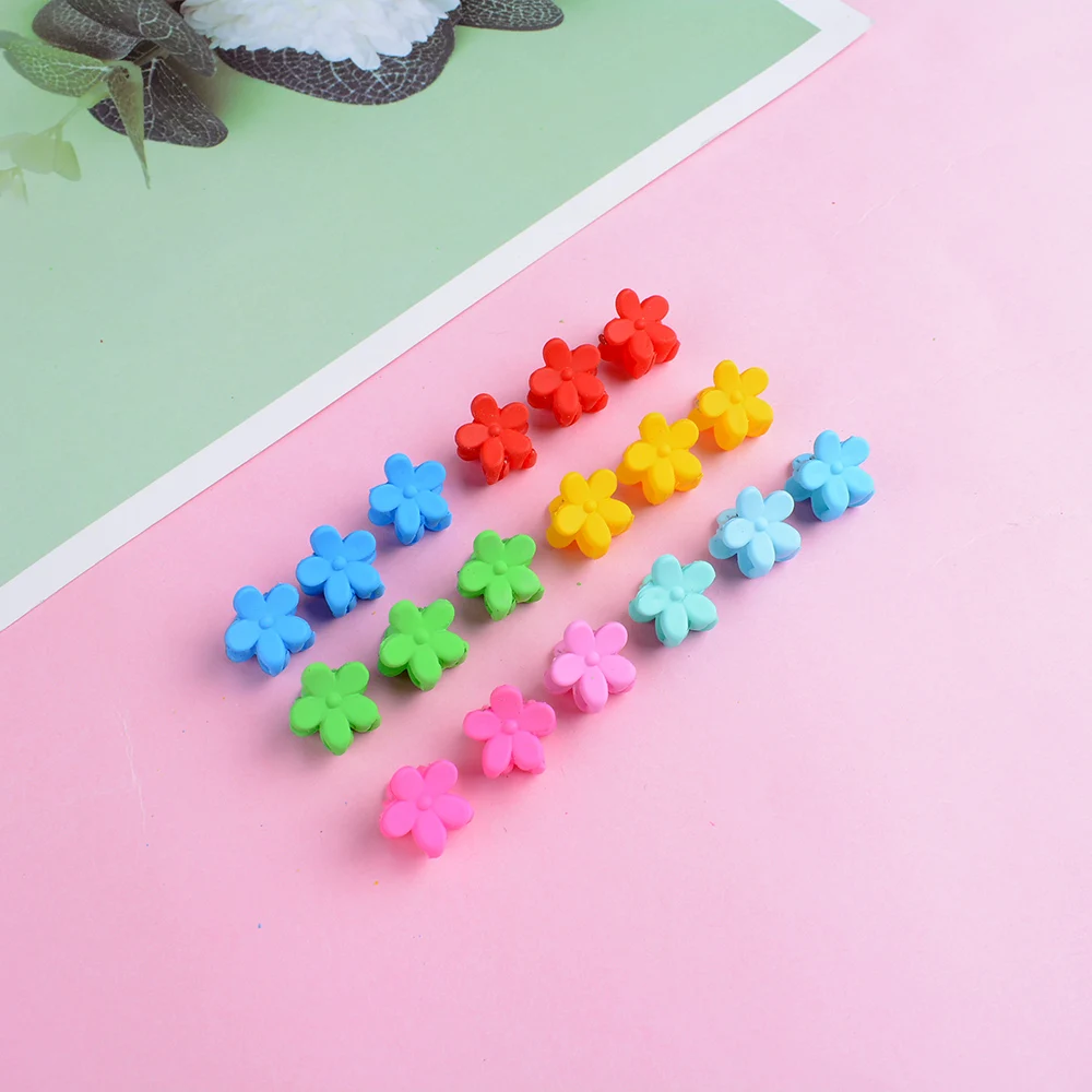 

30Pcs Summer New Candy Color Colorful Star Bead Shaped Hair Claws for Women Popular Small Hair Clip Hair Stick Accessories