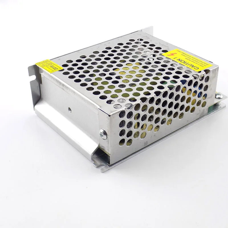 Адаптер трансформатора освещения AC100V-265V к DC 12V 5A CCTV Блок питания для камеры Конвертер для светодиодной ленты Выключатель света зарядное устройство
