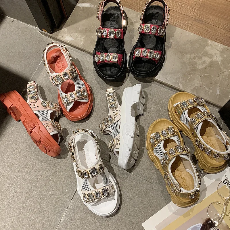 11927839679_1690533035