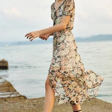 Летнее шифоновое платье с цветочным принтом, женское однобортное платье средней длины с v-образным вырезом, женское сексуальное платье трапециевидной формы с коротким рукавом