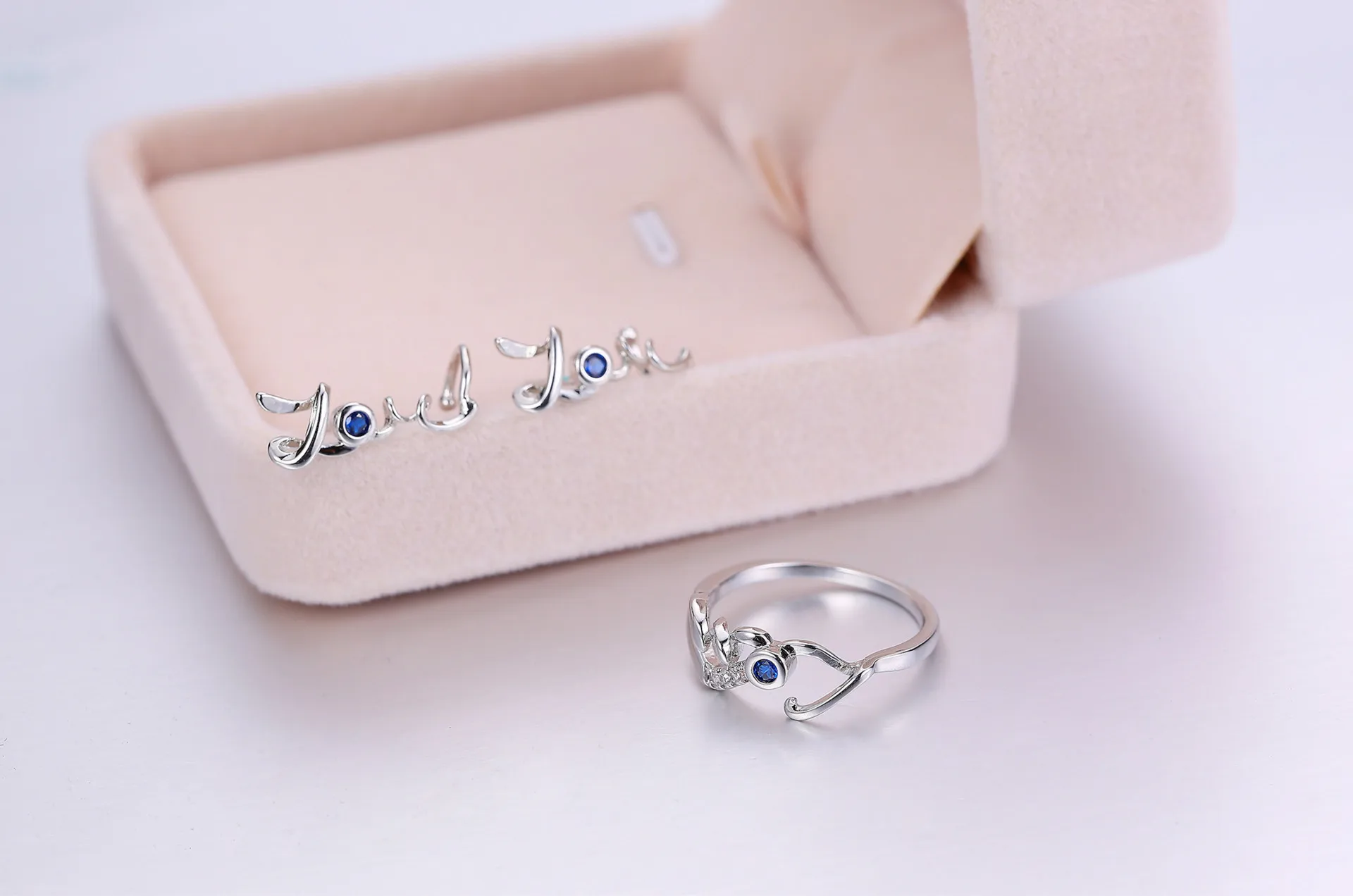 Rhod Цвет Роскошные любовь сердце мама дизайн Bijoux Мода Обручальное кольцо CZ