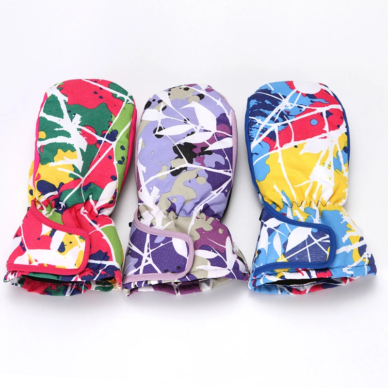 Новые детские перчатки сумка относится к лыжным перчаткам холодной зимы теплые цветные стеганые перчатки