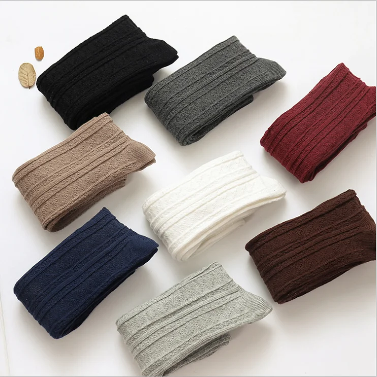 Japanese new product autumn and winter thickened thick thread twist lady pile socks pure cotton knee length tube