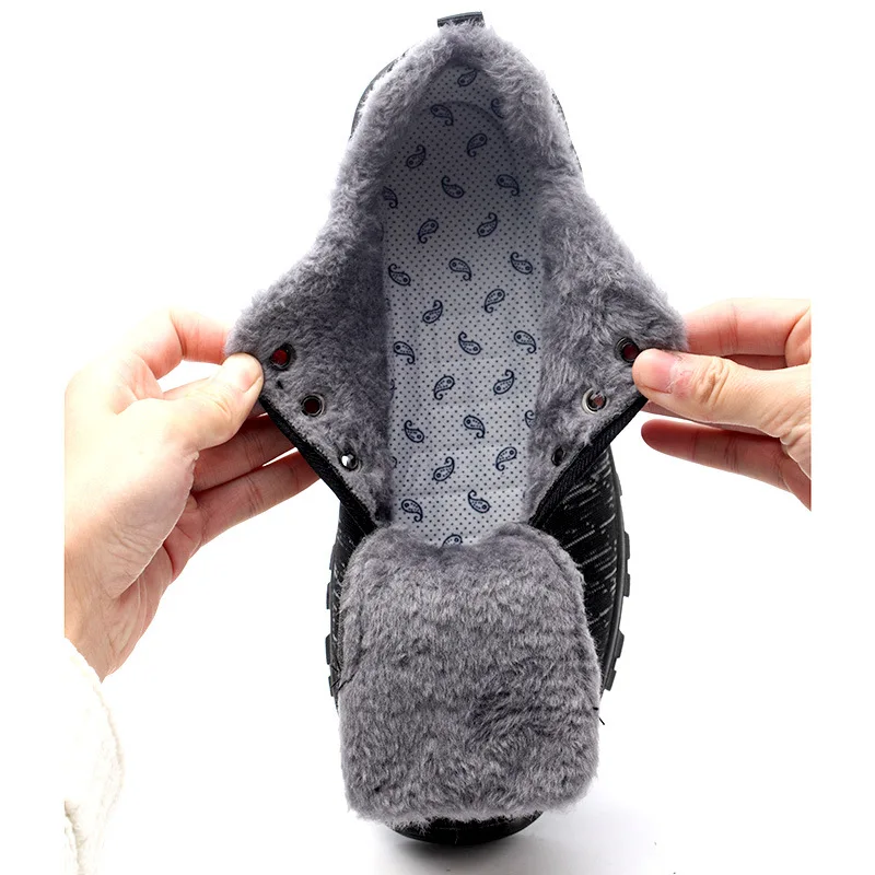 9593269649_1893691750