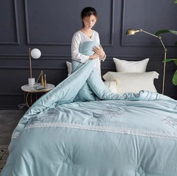 

Modal winter embroidered autumn and winter quilt feather velvet quilt high-end bedding feather quilt winter quilt solid color
