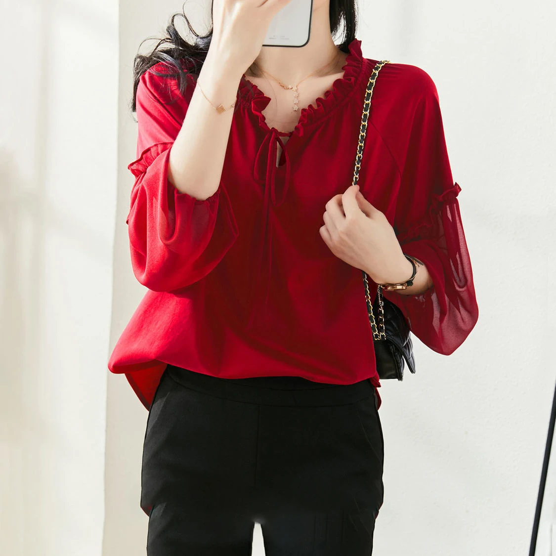Shirt women's autumn 2021 new design sense niche French retro Korean loose blouse women long sleeves   Solid  Casual