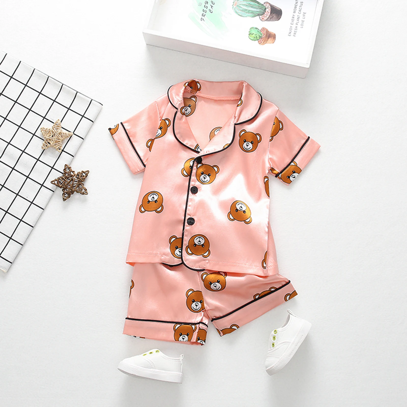 Baby Boys Girls Pajamas Set Toddler Kid Sleepwear Short Sleeve Cartoon Bear Print Blouse Tops+Shorts Clothes Silk Nightwear Sets