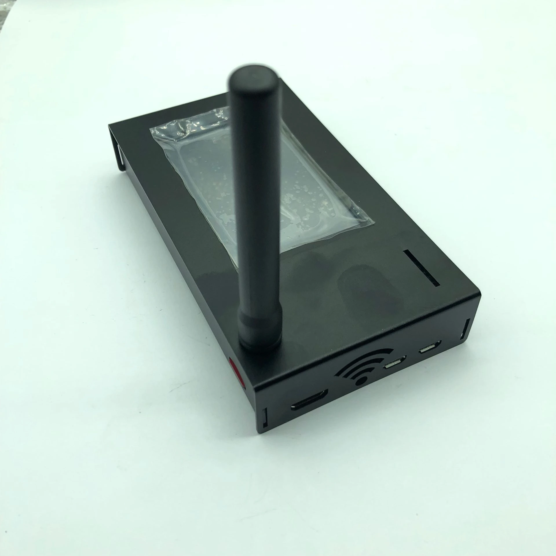 Готовая точка доступа 2019 V1.7 MMDVM + Raspberry pi zero W + 3,2 дюймовый ЖК-дисплей + антенна + sd-карта 16G + металлический чехол P25 DMR YSF Готовая точка доступа 2019 V1.7 MMDVM + Raspberry pi zero W + 3,2 дюймовый ЖК-дисплей + антенна + sd-карта 16G + металлический чехол P25 DMR YSF