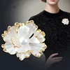 Broche de pivoine en émail rouge pour femmes, fausse perle, grande écharpe de fête, Banquet de mariage, cadeau de bijoux élégant ► Photo 1/6