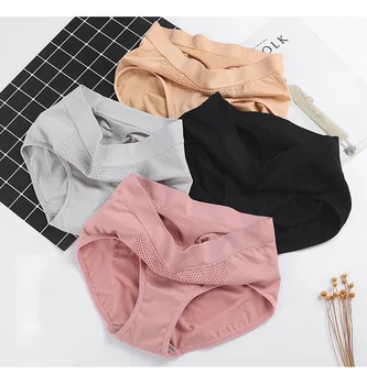 

Women's Panties Mid-waist warm palace honeycomb panties women's cotton stall abdomen hips honeycomb no trace Seamless briefs