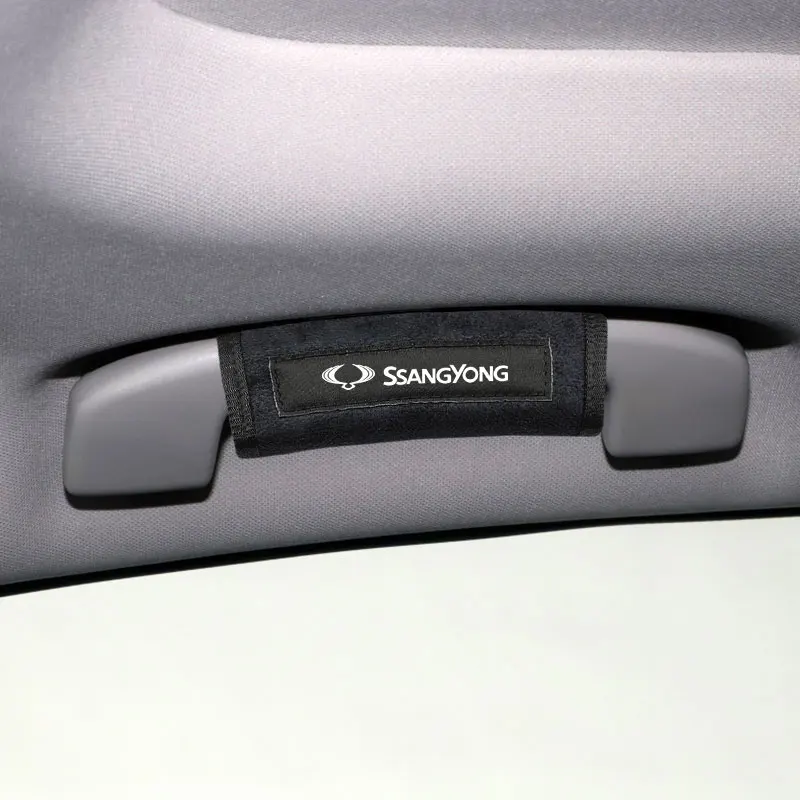 Car Door Handle Glove Roof Armrest Cover Car Inner Door Pull Glove For Audi A4 B5 B6 B7 8P 8V 8L A5 C7 4F A8 Q2 Q7 RS3 RS4 RS5