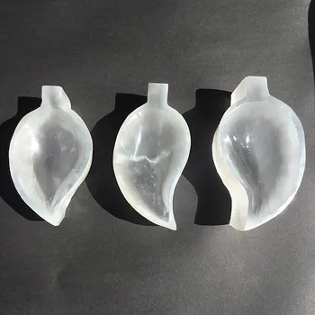 

Natural Crystal Selenite Leaf Bowl Shape Crystal Ashtray Crystal Hand Carved Rough Stone Healing Gemstone