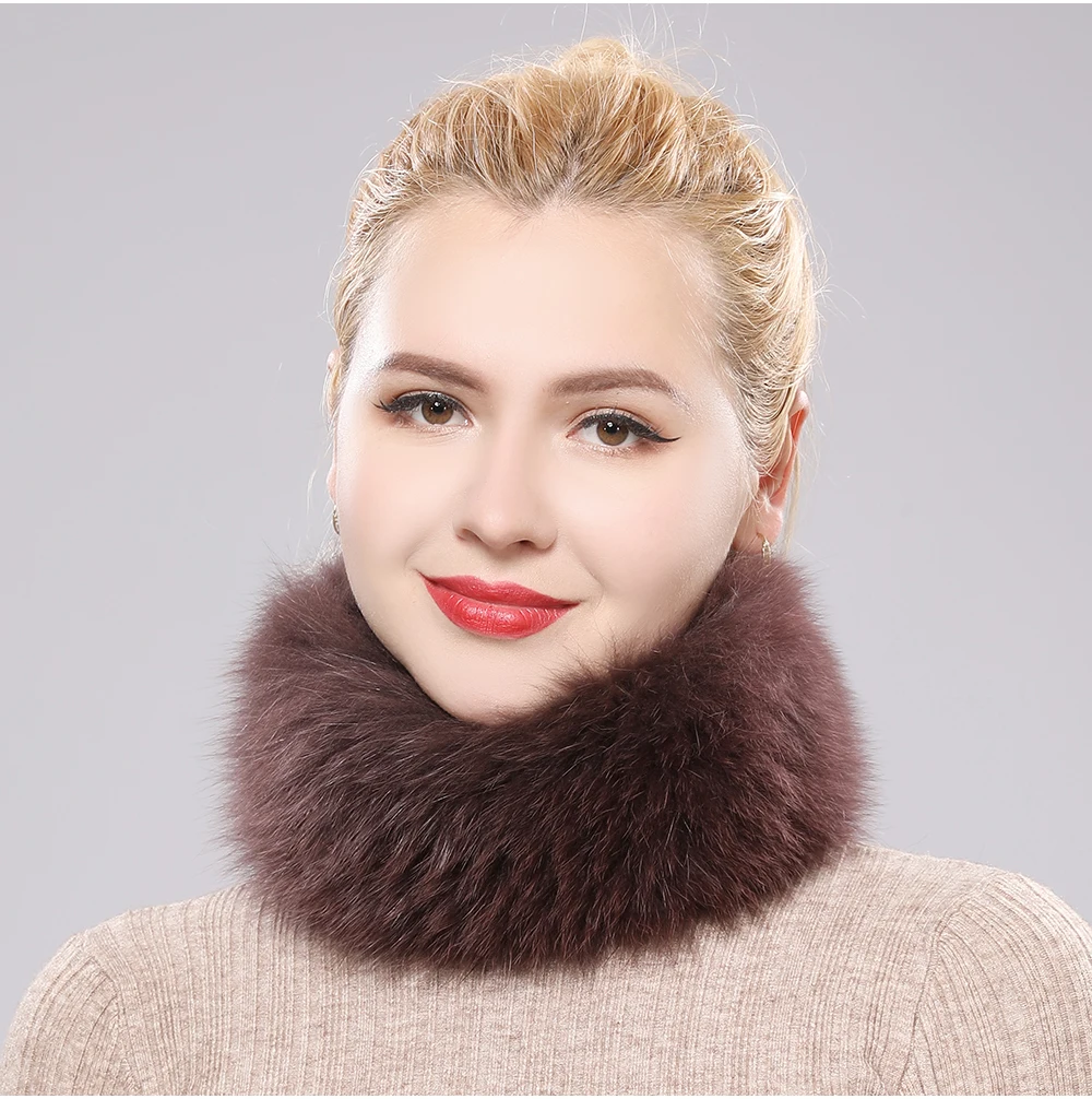 Мех в 2024 году. Шуба 2023 тренд. Шуба из искусственного меха. Тренд на шубы 2023-2024. Шуба из искусственного меха.