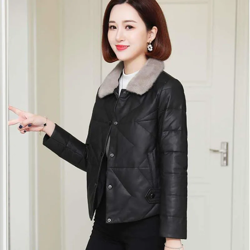 

1pcs Women's Plus Size Padded Coats 2020 Winter Faux Fur PU Leather Button Splicing Parkas Wadded Jackets Ladies Skinny Jacket