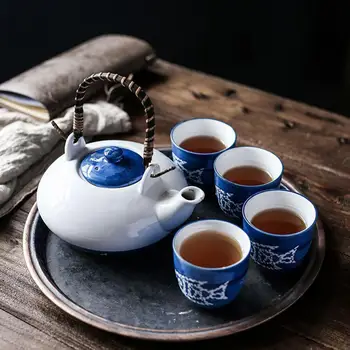 

Ceramics Tea Set Fish Pattern Tea Pot Handle Heat Resistant Ceramics Teapot Creative Water Jar Set Teaware with 4pcs Cups