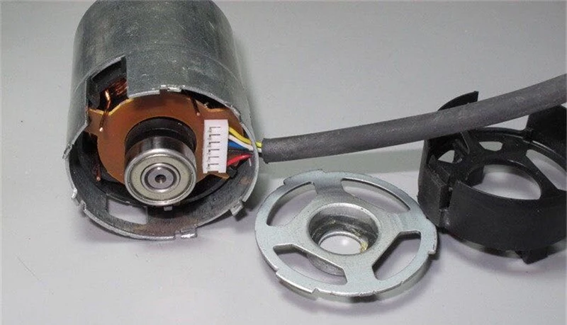 Suprimentos e equipamentos elétricos