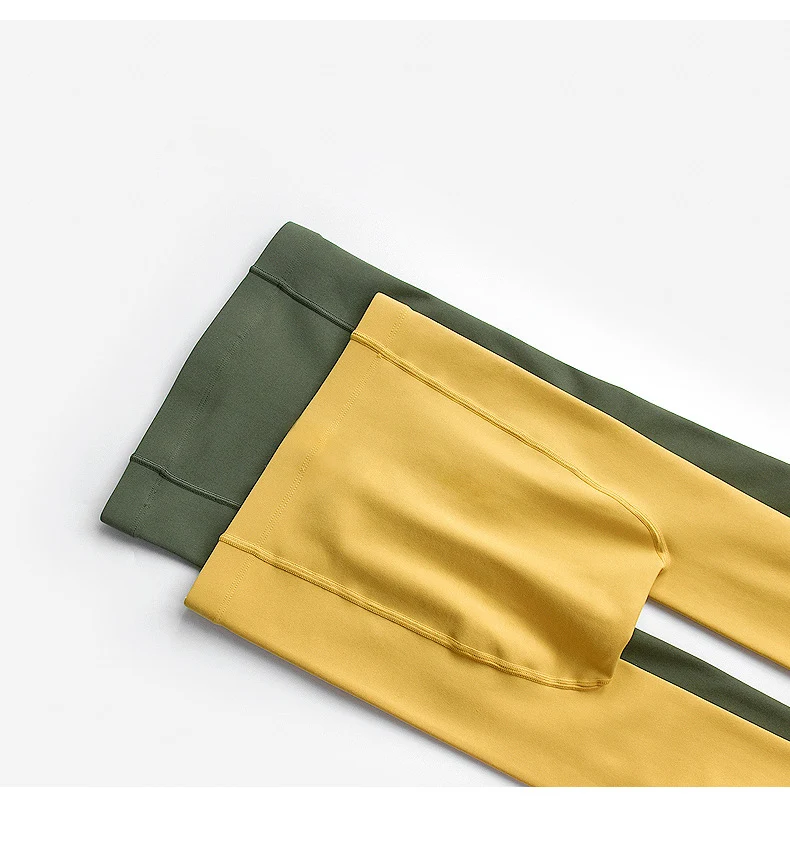 12127262496_370537472