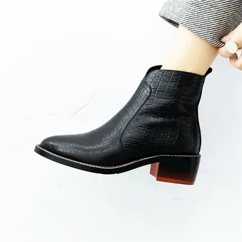 

100% cow leather ankle boots woman poined toe zipper autumn winter boots square heels popular shoes woman large size 34-42