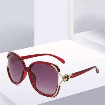

Coolsir New Fashion Women Sunglasses Classic Ladies Sun Glasses Elegant Big Frame Driving Eyeware For Women 8846