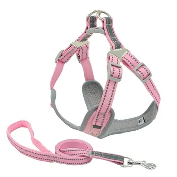 

Padded Reflective Dog Harness Vest Nylon Pet Dog Harness and Leash Set Adjustable No Pulling Pet Harnesses For Samll Large Dogs