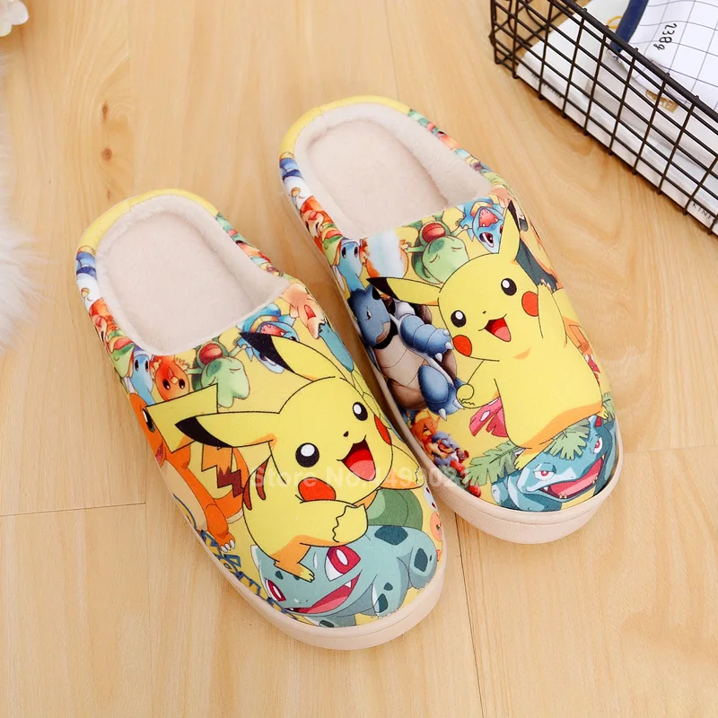 Pikachu Обувь для костюмированной вечеринки в стиле аниме; обувь для взрослых мужчин и женщин; Demon Slayer Pikachu; теплые тапочки; зимние меховые слипоны; тапочки на плоской подошве с рисунком - Цвет: Pikachu