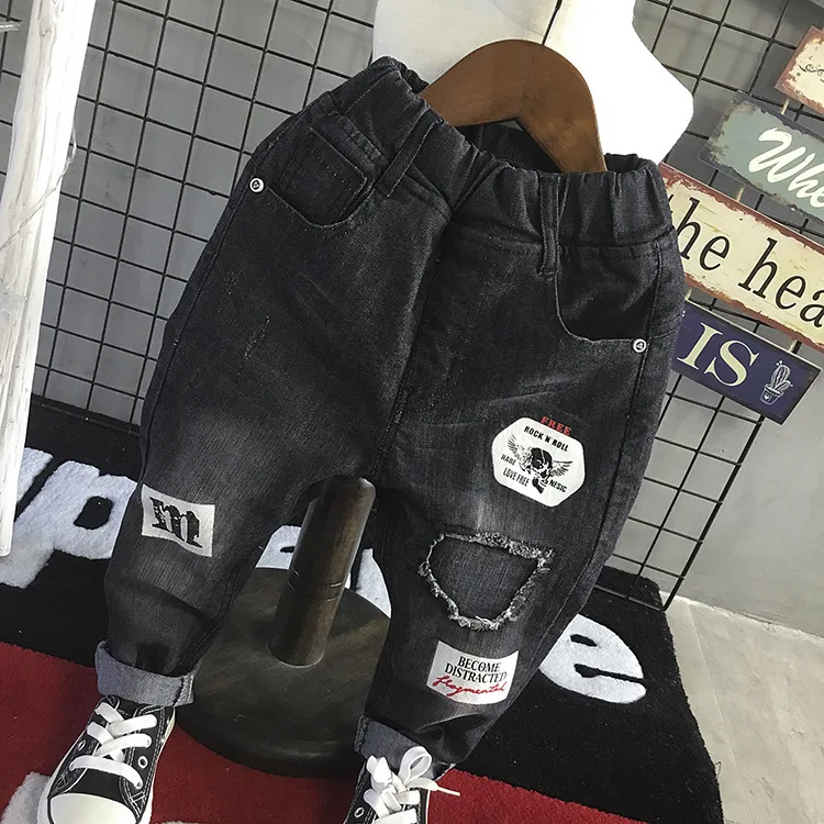 Новые осенние стильные рваные джинсы для мальчиков модные крутые джинсы детские универсальные длинные штаны в Корейском стиле