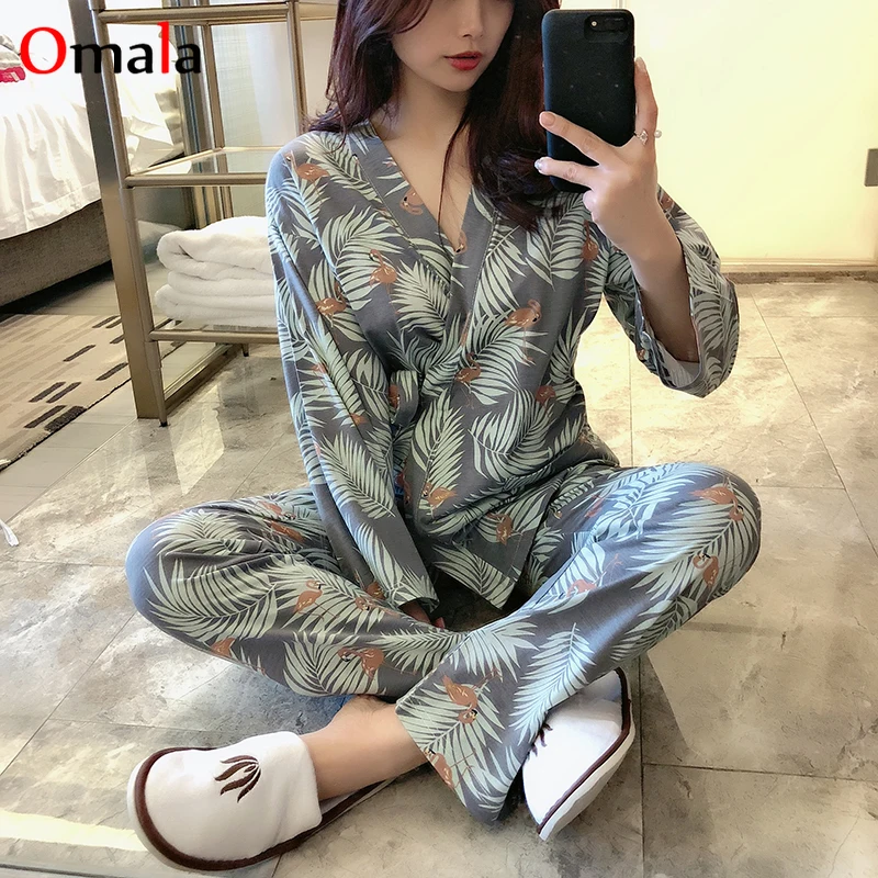 Весенние удобные пижамы для женщин, пижама-кимоно с длинными рукавами, комплект домашней одежды, красивая Пижама с маской для глаз, пижама для девочек
