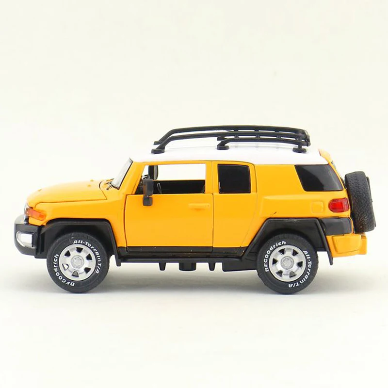 HOMMAT 1:32 Toyota FJ Cruiser SUV внедорожная модель автомобиля Diecasts игрушка транспортные