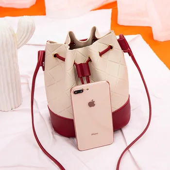 

2019 Trend Small Fresh Handbags Ladies Lovely Bag Wild Contrast Bucket Shoulder 2019 New Comfortable Slung Small Square Bag