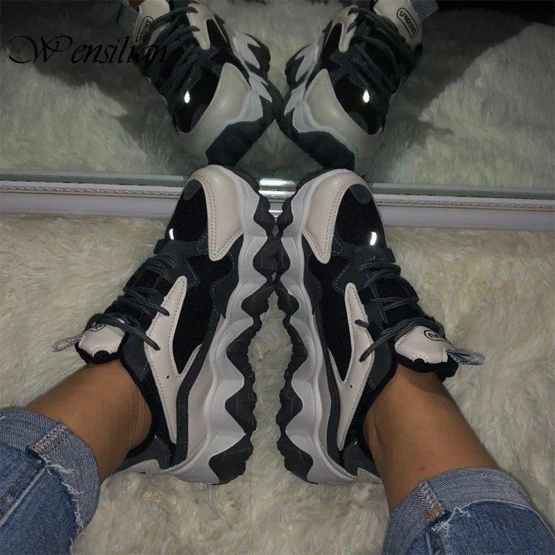 Женские кроссовки на платформе со шнуровкой повседневные для папы удобные