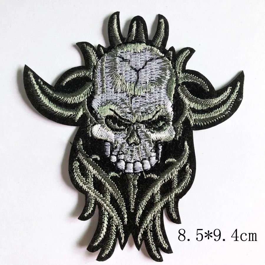 Skull Hand Cartoon Embroidered Iron-On Patch - DIY Apparel Accessory