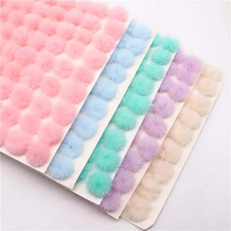 Description Picture 3 of itemNatural Mink Fur Pompones 30mm 40mm Pompon Fluffy Soft Comfortable Pompom Pompony Dekoracyjne For Clothes  Earrings Making
