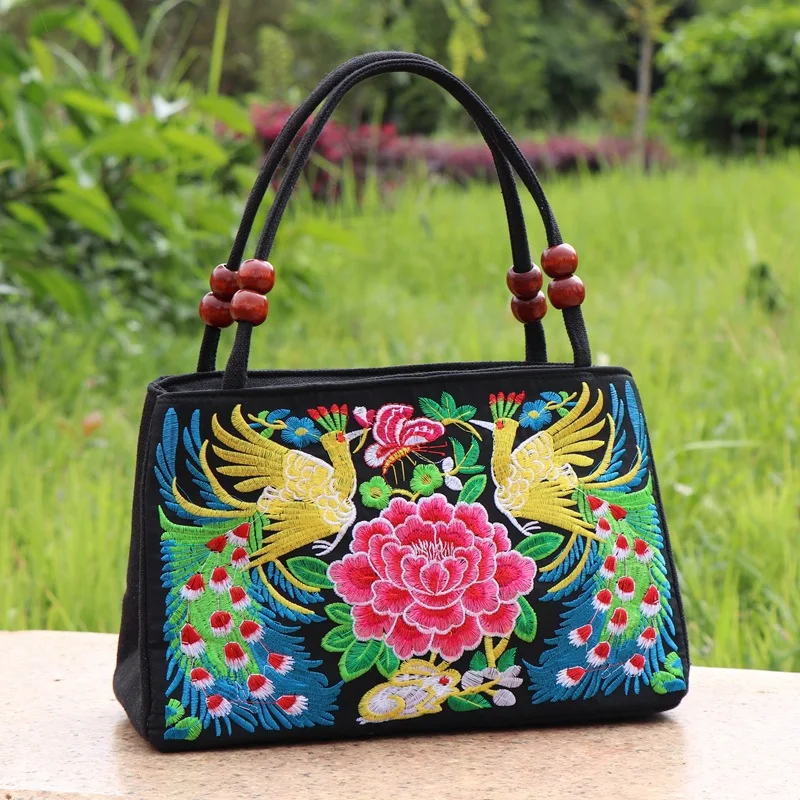 New Fashion Embroidery Women Small handbags National Floral Embroidered Lady Top-handle bags Single-layer Beading Falp Carrier