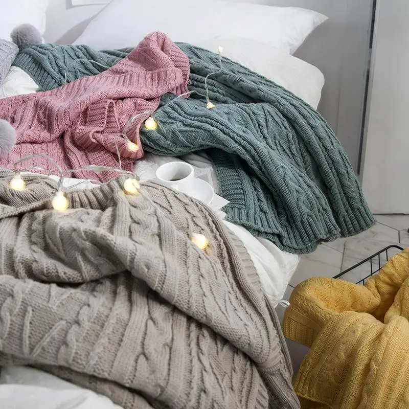 

40Newest Hand-knitted Blanket Travel Cover Solid Color Office Nap Banket Soft Warm Bannket for Bed Decoration Home 850g Weight