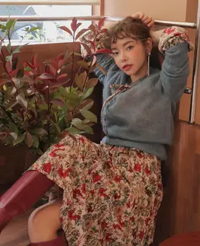 

2PCS Sweet spot restoring ancient ways with floral print dress blue mist perspective sweater