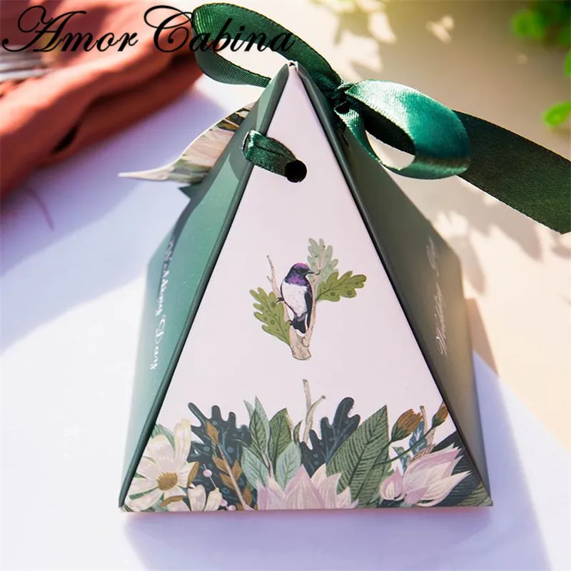 

Triangular Pyramid Wedding Favors Green forest style lovely bird Candy Boxes Bomboniera Party Gift Box+ribbon+card 100pcs