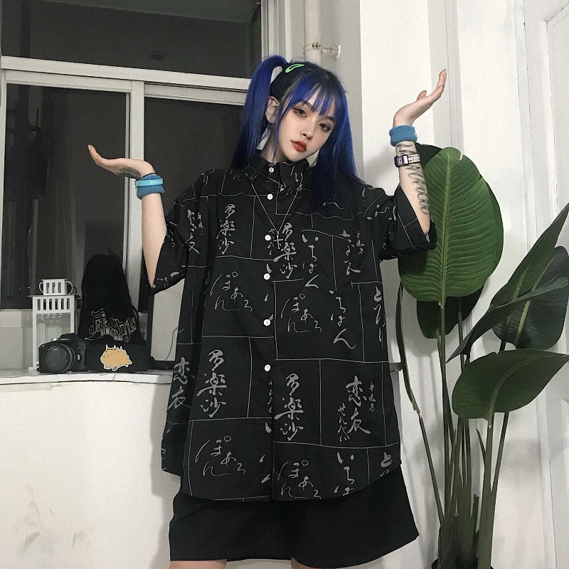 

Hot Personality retro Chinese style Chinese print loose long section black short-sleeved shirt cardigan chinoiserie