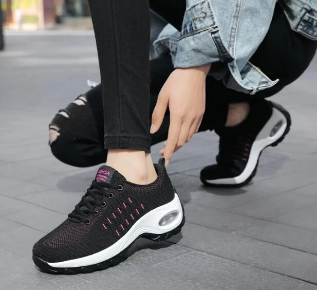 sports world ladies trainers