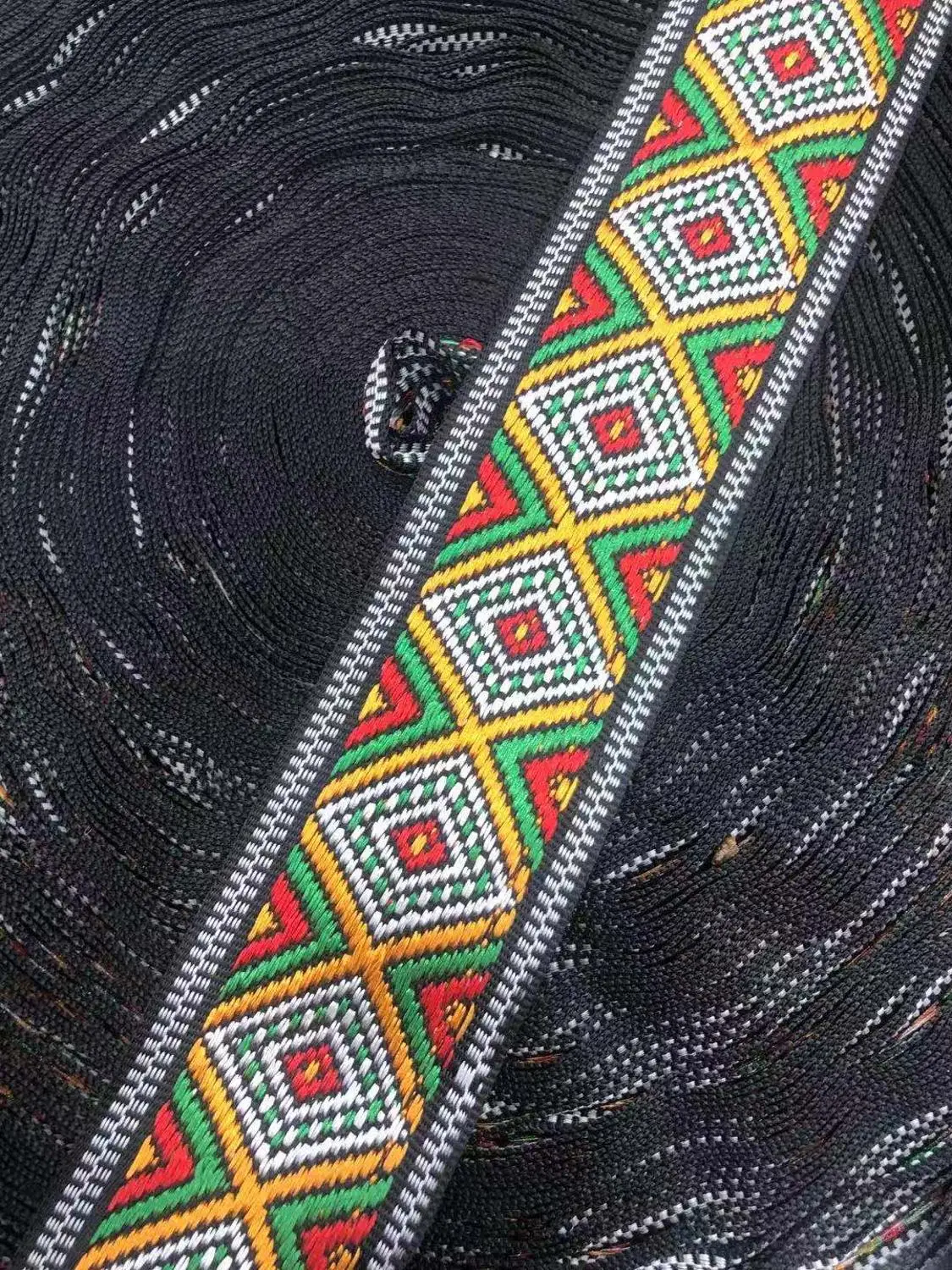 10yards/lots wide 4.1 cm Woven Jacquard Ribbon Trims green red geometric pattern for curtain and clothing accessory LS-2702