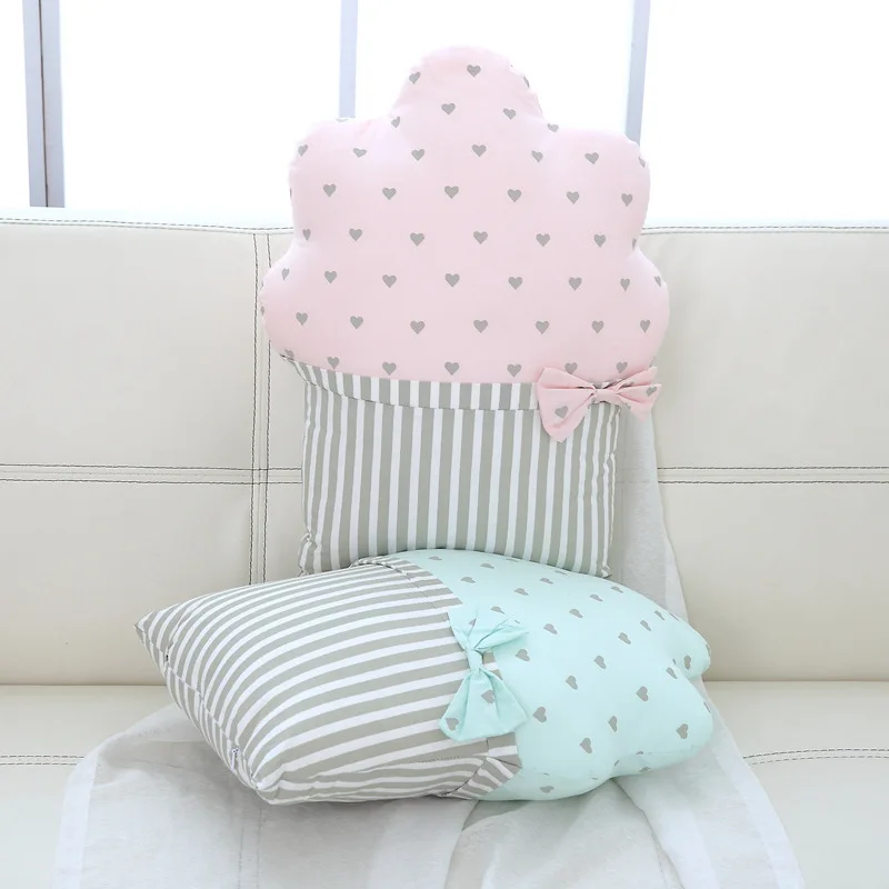 

INS Wind GIRL'S Cake Pillow Simple Light Color Back Cushion Studio Photographic Prop