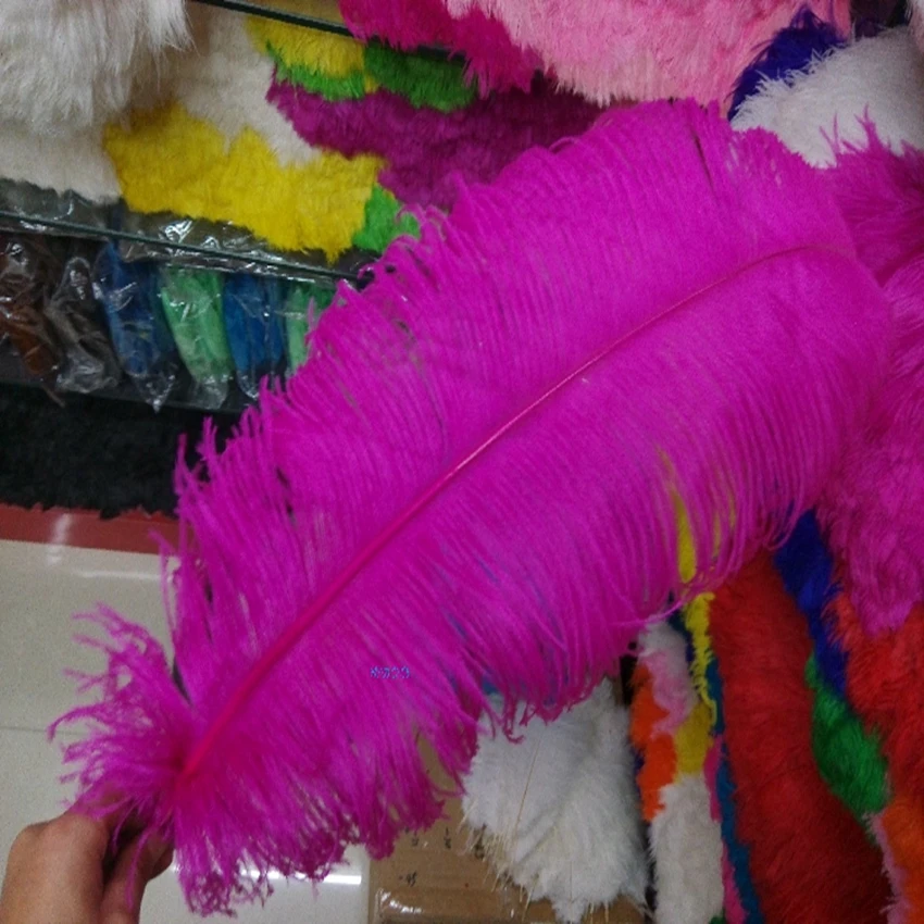 

Factory Cheap Sales Hot Pink Dyed Fluffy Ostrich Feather 60-65cm 24-26inches Long Natural Real Ostrich Plumas Wedding Decoration