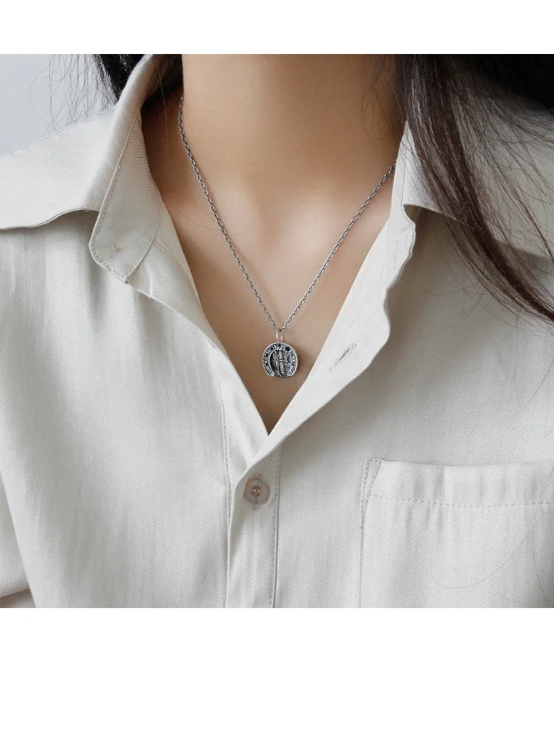 Vintage necklaces for women,face Tree Double patterns surface U Shaped circlce fine jewelry party casual Choker pendant necklace