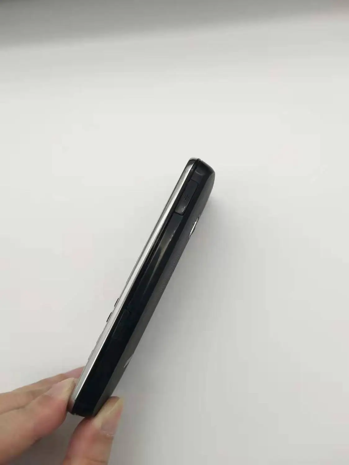 C3322 разблокированный samsung C3322 GSM Две sim-карты FM Bluetooth FM радио Мобильный телефон