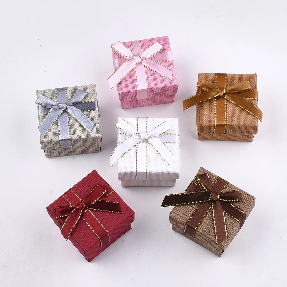 24 шт., 5x5x4 см, Разноцветные квадратные картонные коробки для украшений, кольца с бантом, свадебные подарки на день Святого Валентина, упаковочные коробки с губкой