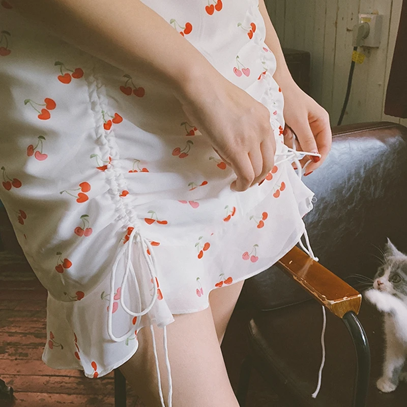 Милое kawaii красное платье с принтом вишни белое платье элегантные кружевные буффы на рукавах корейское летнее платье