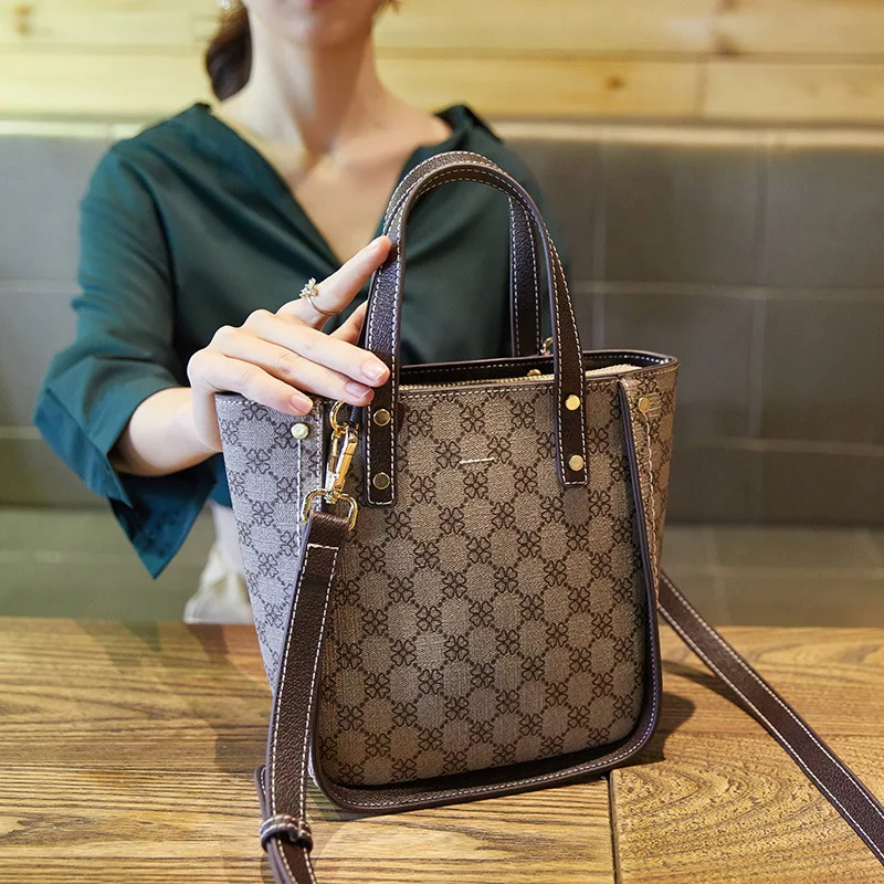 Женская сумка-мешок с принтом, женская сумка через плечо, винтажная сумка через плечо старого цвета, новинка, модная роскошная дизайнерская брендовая сумка на заклепках