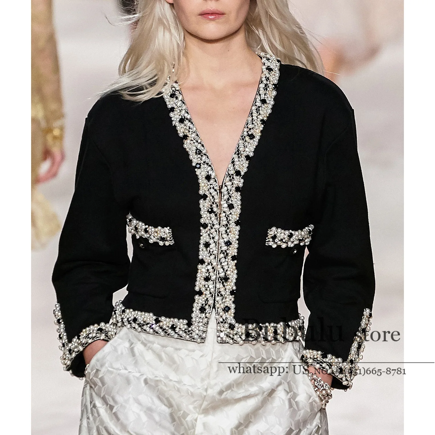 

Runway Luxury designer Knitted Sweater Women's Long-Sleeved deep V-neck 2020 Autumn New Fashion beaded V neck Cardigan lined S-L