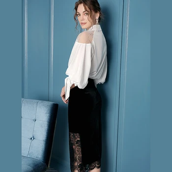 

LANMREM 2020 New Spring Summer High Waist Black Side Vent Lace Split Joint Velvet Sexy Half-body Skirt Women Fashion Tide JR407