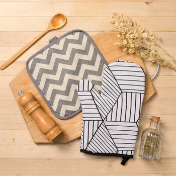 

Doliana set, mitten + oven mitt Trend white / Zigzag gray, 100% PE, matting 200 g / m